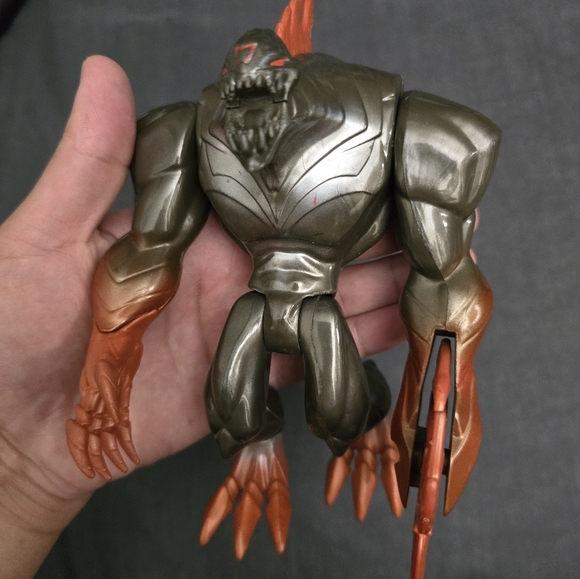 MAX STEEL METAL ELEMENTOR 6.5" ACTION FIGURE 2013 Mattel Swinging Blade - Picture 5 of 7